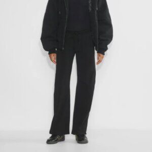 Aritzia TNA Chill "Casual" pant (size M)